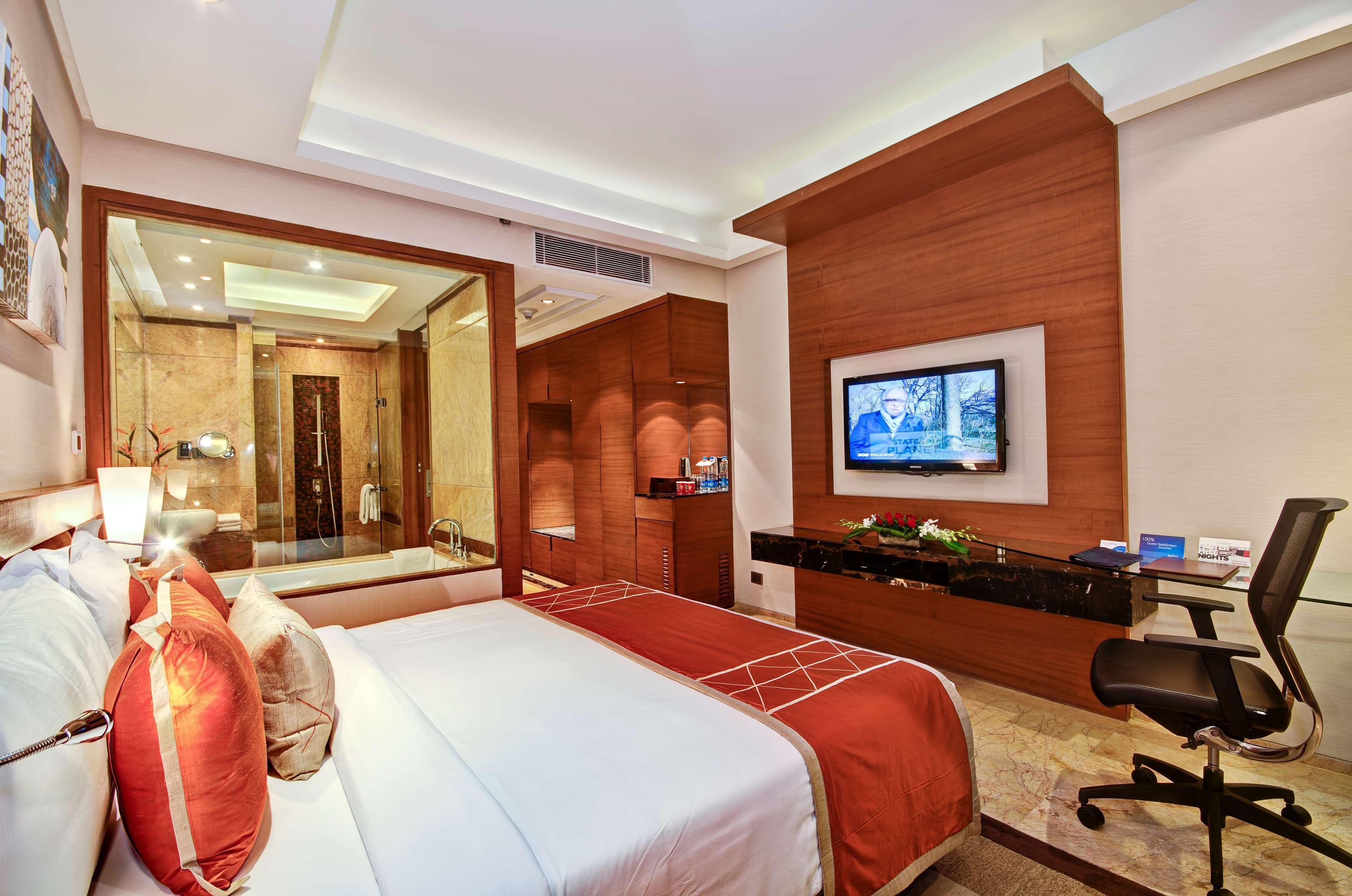 Hotel Radisson Blu Kaushambi Delhi Ncr Ghaziabad Exterior foto