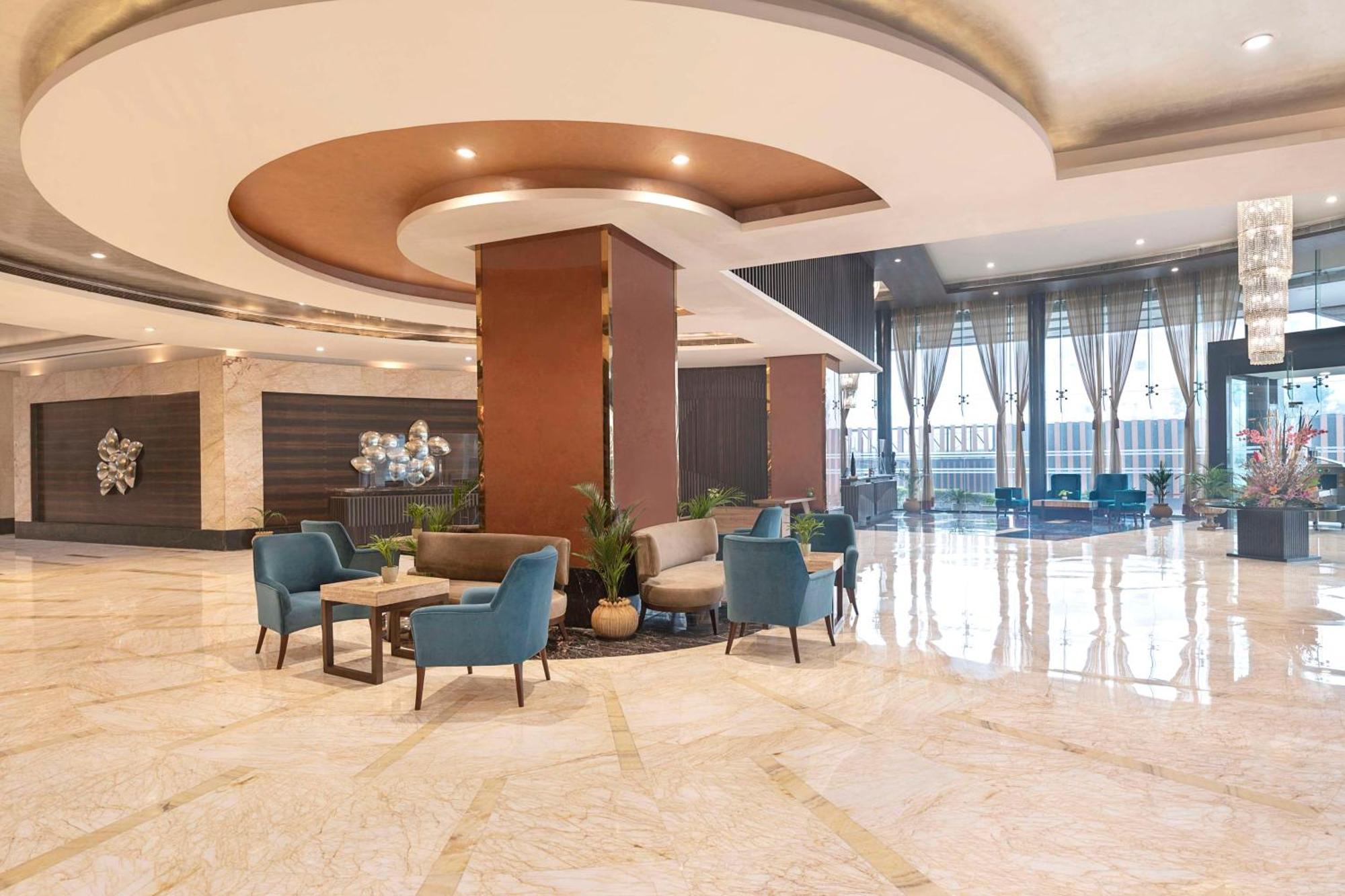 Hotel Radisson Blu Kaushambi Delhi Ncr Ghaziabad Exterior foto